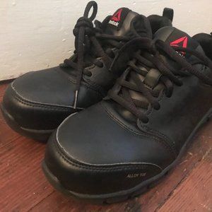 Women's Reebok Alloy Toe Work Shoe size 6.5